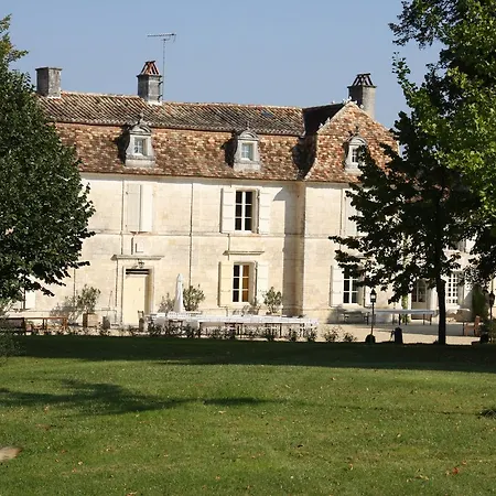 Chateau Manoir De La Leche 住宿加早餐酒店 3*